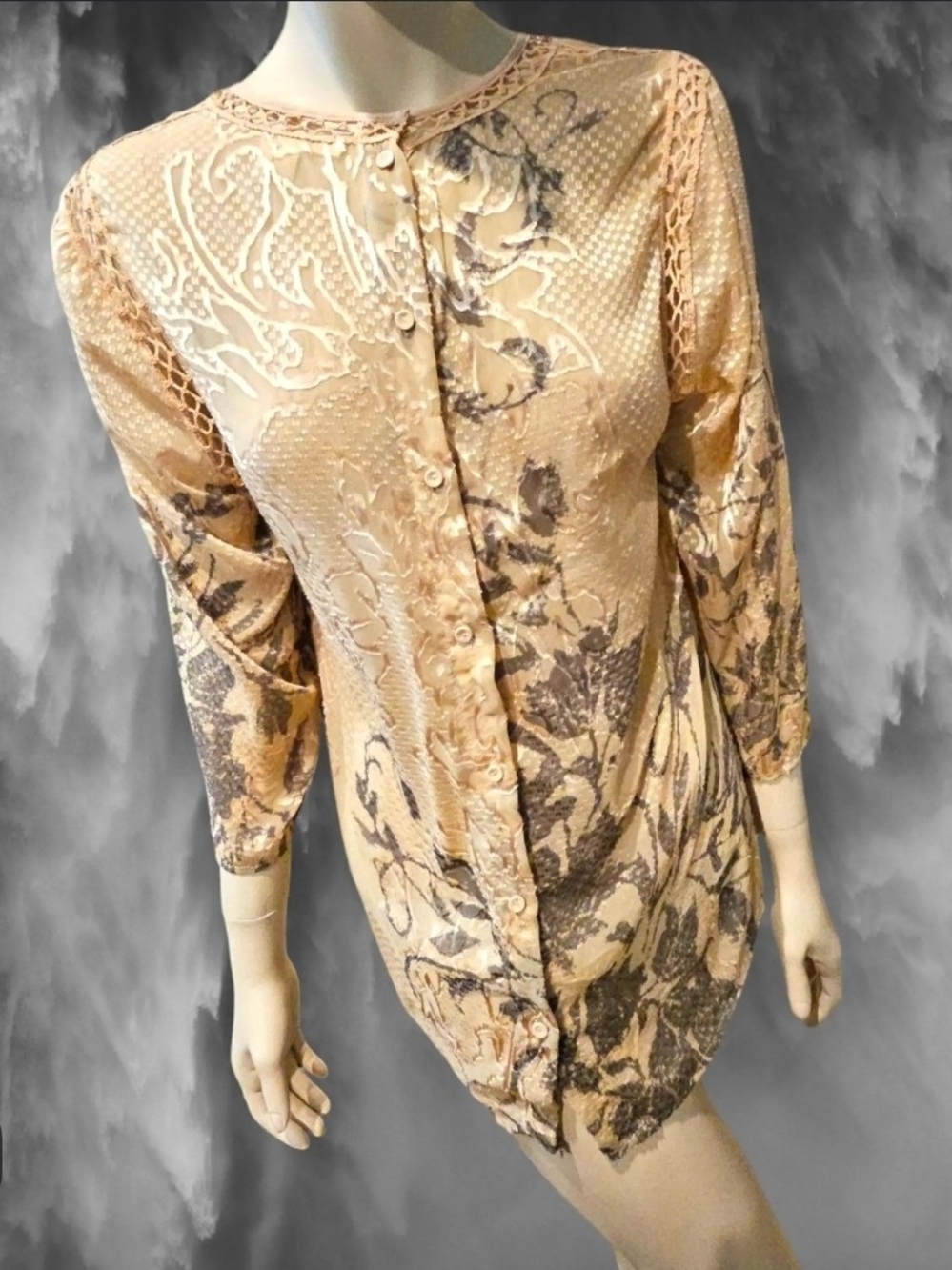 Button-Front Floral Lace Blouse - Peach